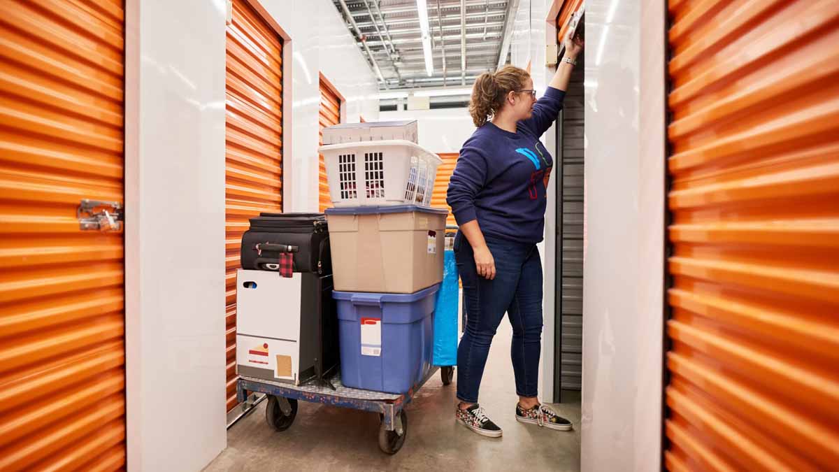 10 Ways Commercial Storage Can Help A Small Marketing Business